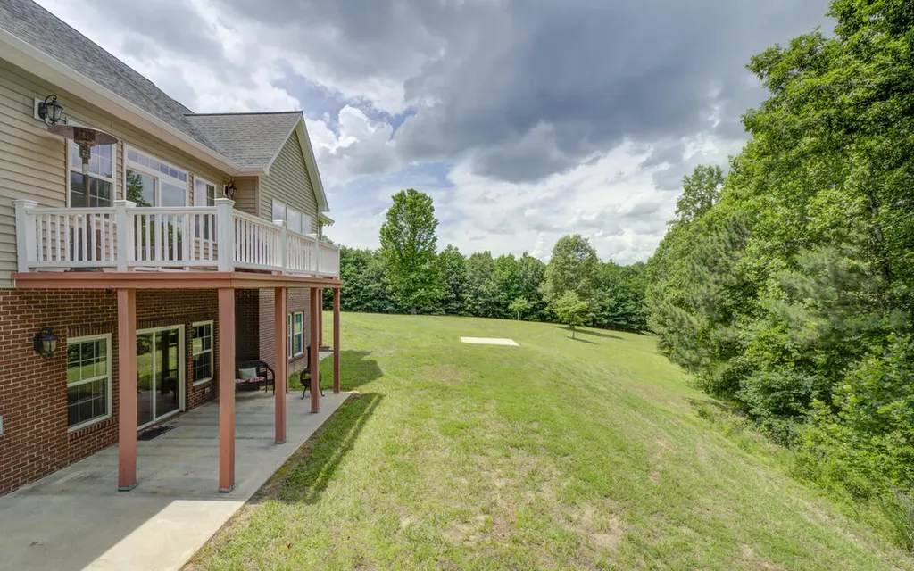 494 Beat Farmer Road New Concord KY 42076