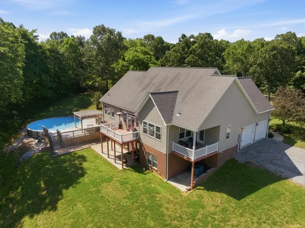 494 Beat Farmer Road New Concord KY 42076