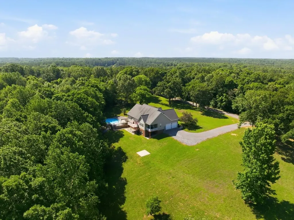 494 Beat Farmer Road New Concord KY 42076