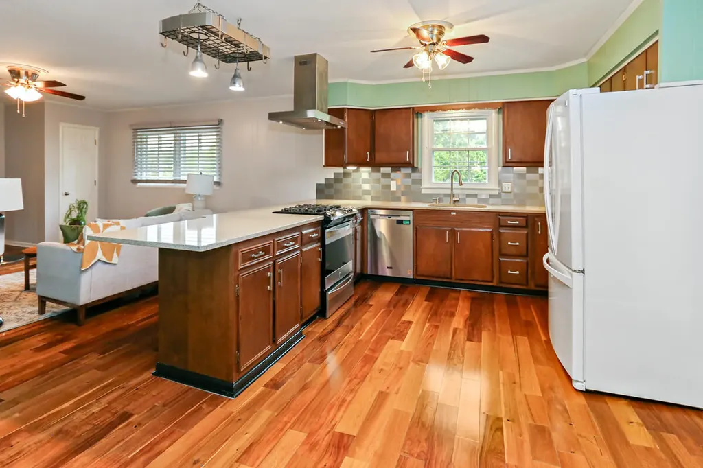 1511 Oxford Drive Murray KY 42071