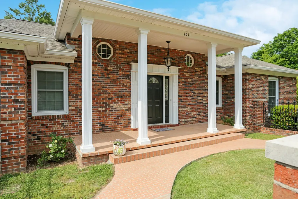 1511 Oxford Drive Murray KY 42071