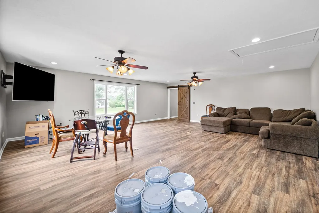 2679 Loop Lane Gracey KY 42232