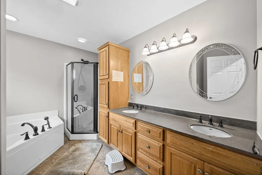 2679 Loop Lane Gracey KY 42232