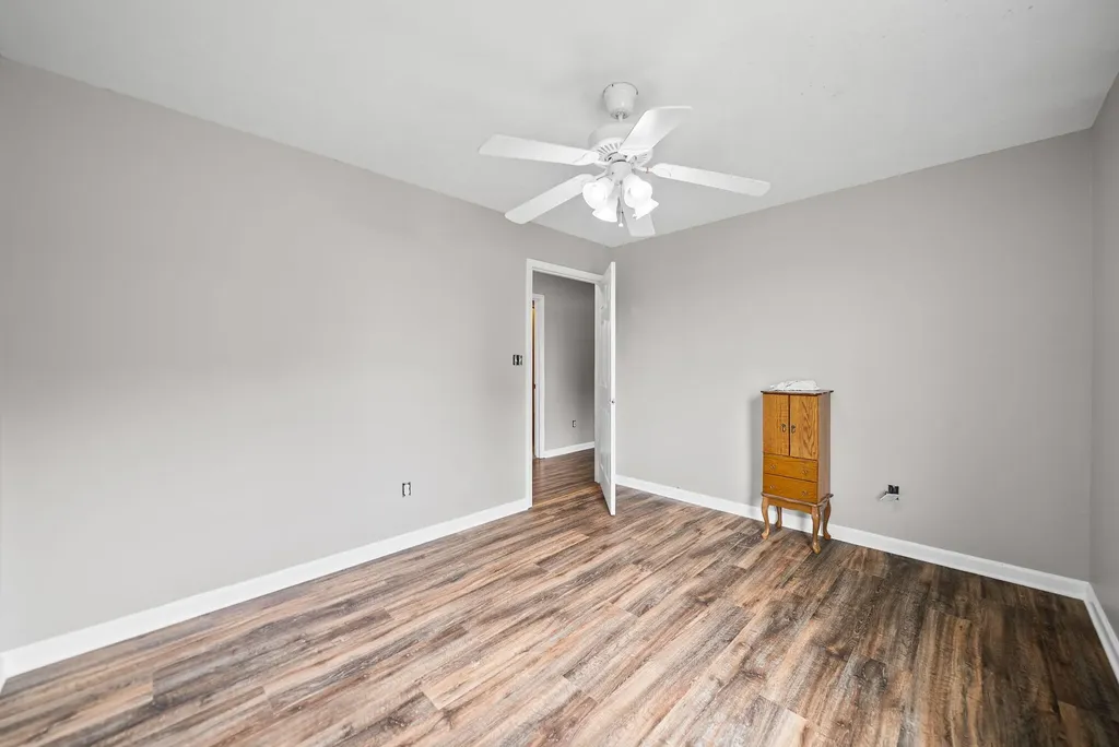 2679 Loop Lane Gracey KY 42232