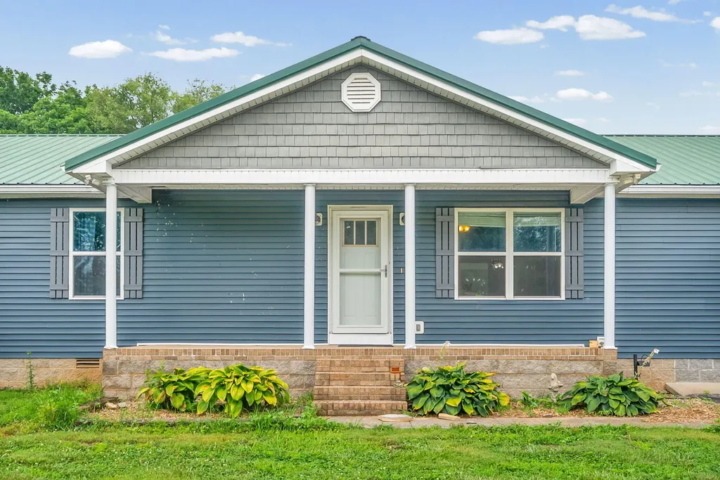2679 Loop Lane Gracey KY 42232