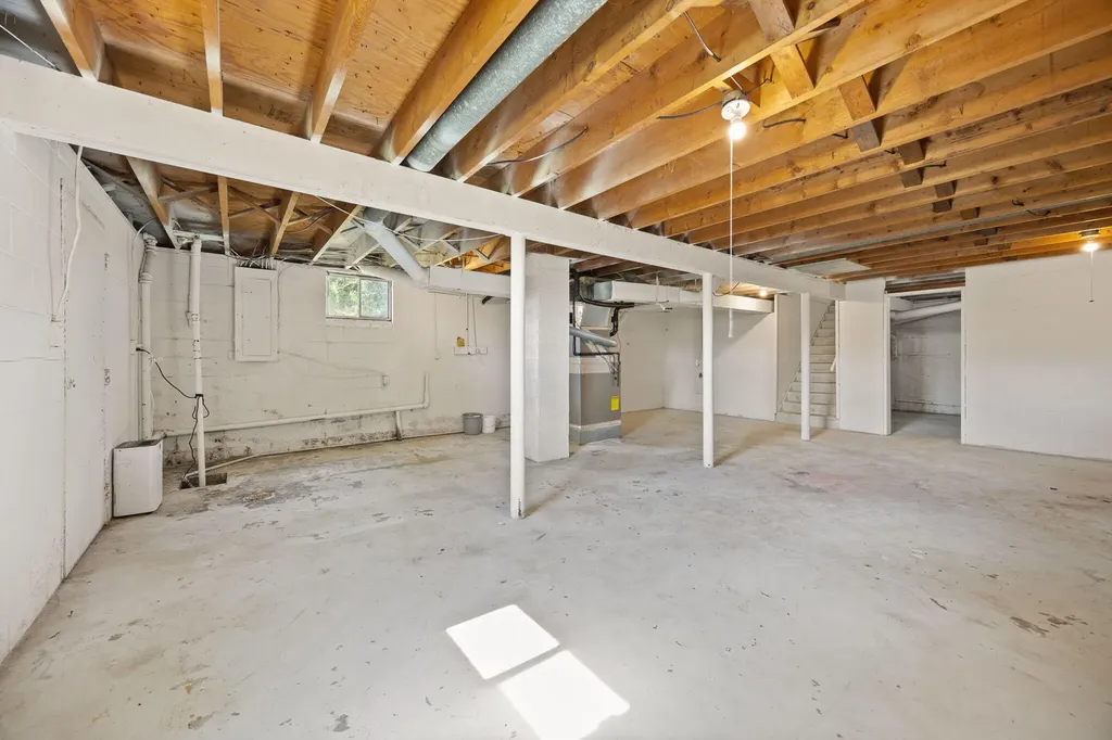 102 Walnut Street Ferguson KY 42533