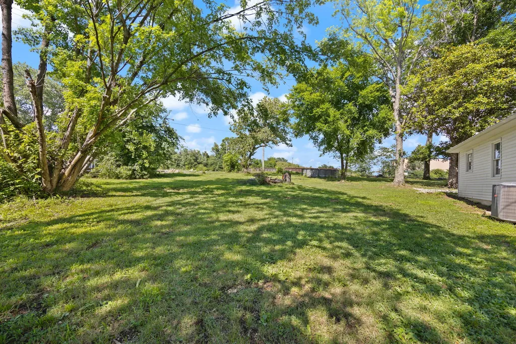 102 Walnut Street Ferguson KY 42533