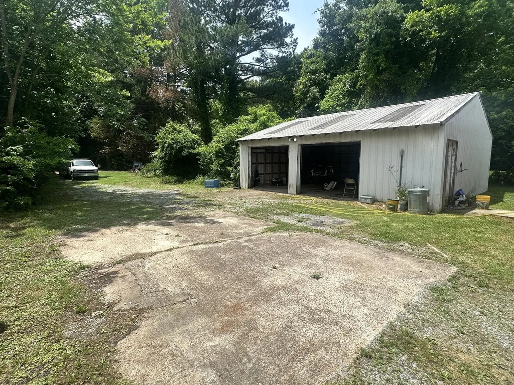 2145 Dixie Avenue Paducah KY 42003