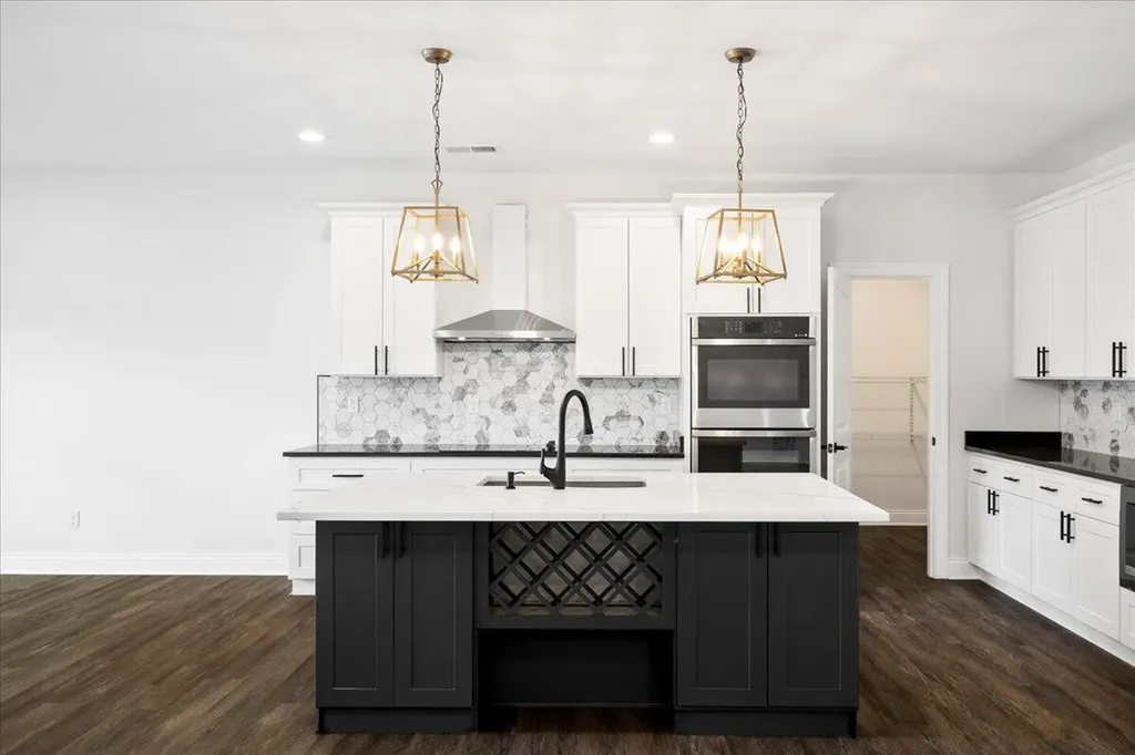 413 Weston Park Lexington KY 40515