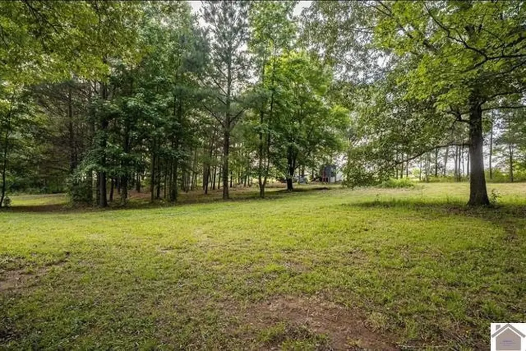 6974 Aurora Highway Benton KY 42025