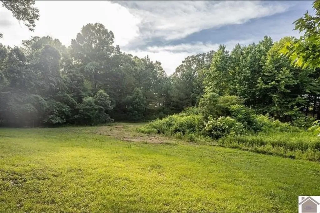 6974 Aurora Highway Benton KY 42025