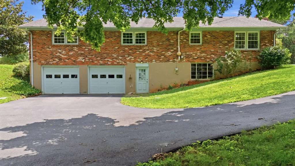 3375 Keithshire Way Lexington KY 40503