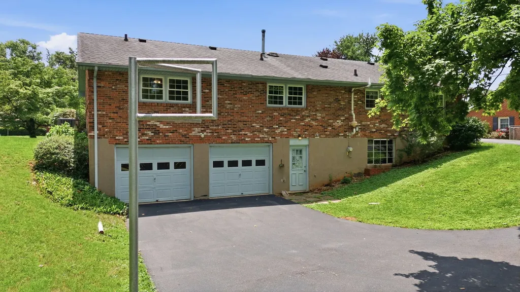3375 Keithshire Way Lexington KY 40503