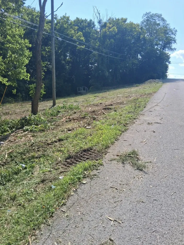 2707 Short Pike Hustonville KY 40437