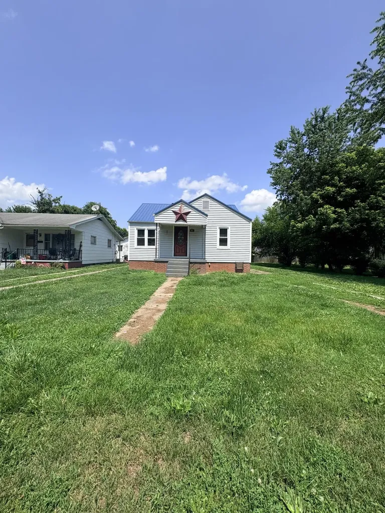 89 Morton Street South Shore KY 41175
