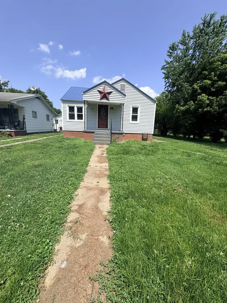 89 Morton Street South Shore KY 41175