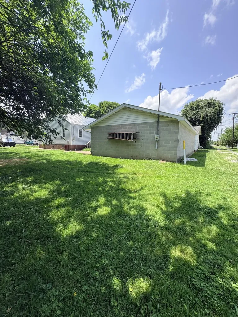 89 Morton Street South Shore KY 41175