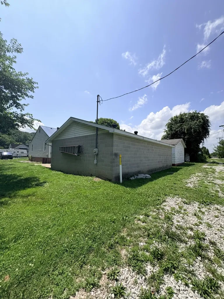 89 Morton Street South Shore KY 41175