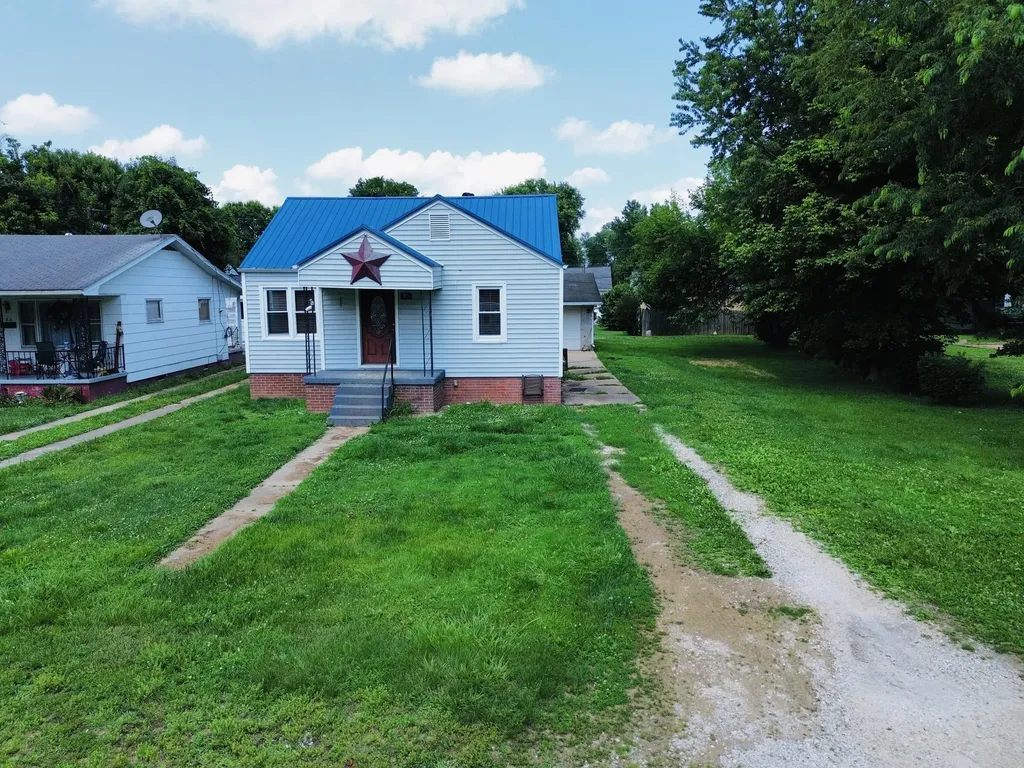 89 Morton Street South Shore KY 41175