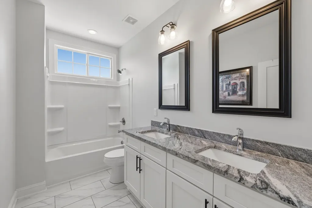 76 Woodspoint Drive Lancaster KY 40444