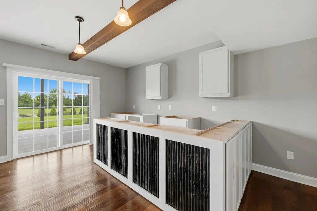 76 Woodspoint Drive Lancaster KY 40444