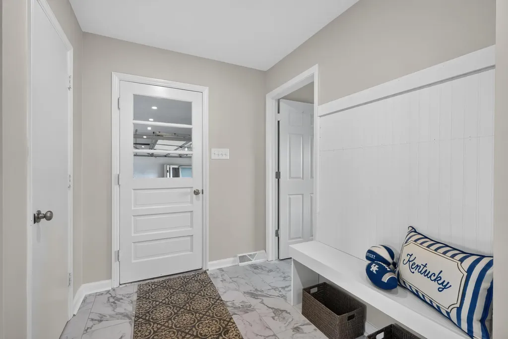 100 Natchez Trace Nicholasville KY 40356