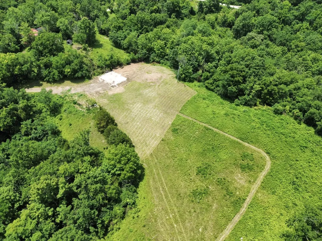 8030 Davenport Lane Maysville KY 41056