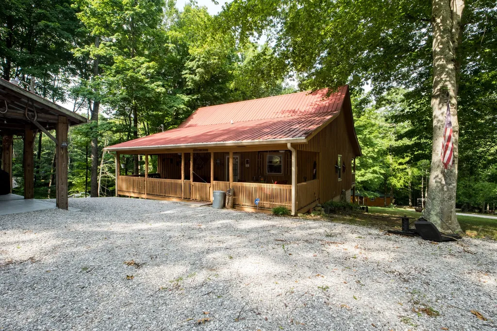 189 Ronnie Sexton Road Monticello KY 42633
