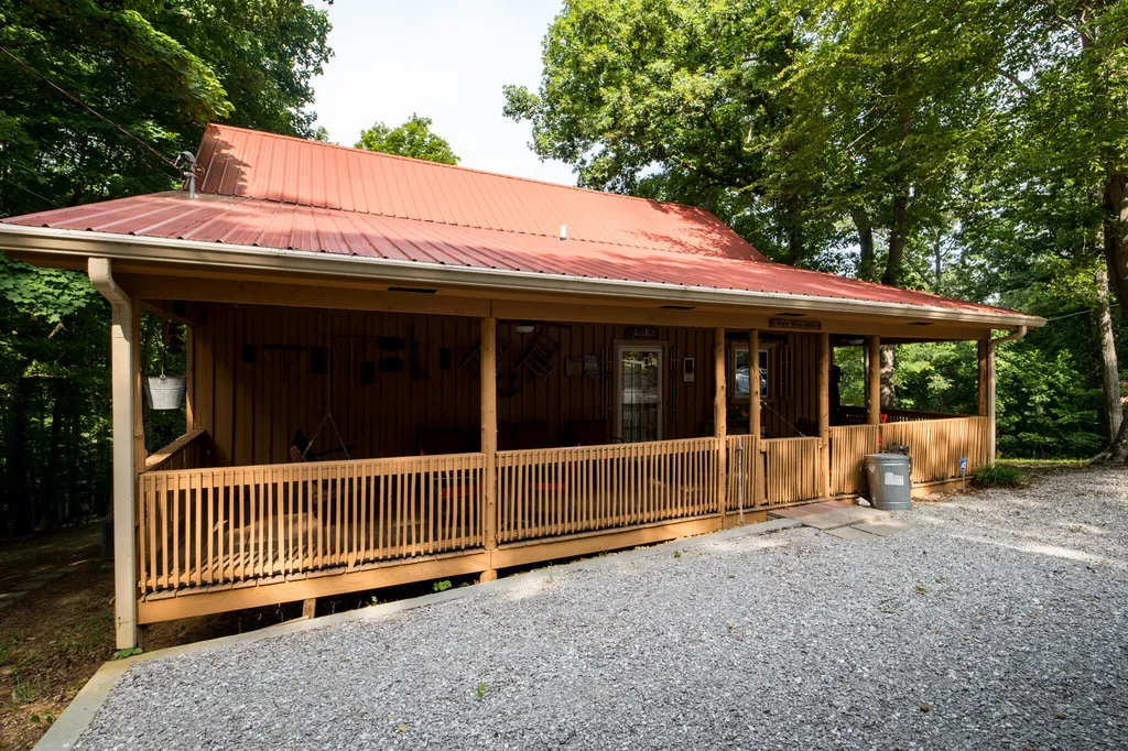 189 Ronnie Sexton Road Monticello KY 42633