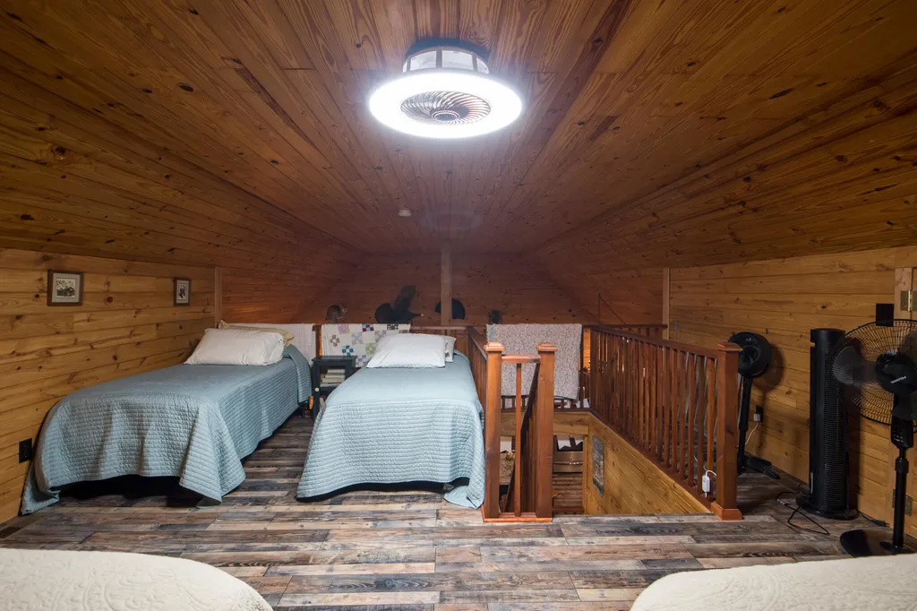 189 Ronnie Sexton Road Monticello KY 42633
