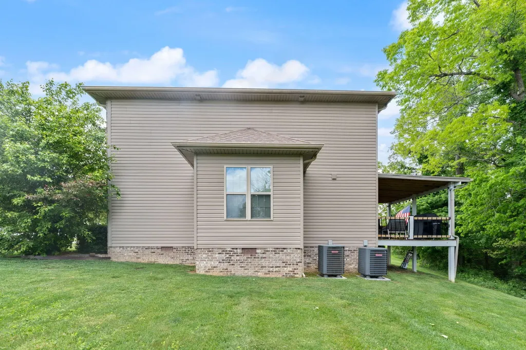 397 Arden Drive London KY 40741