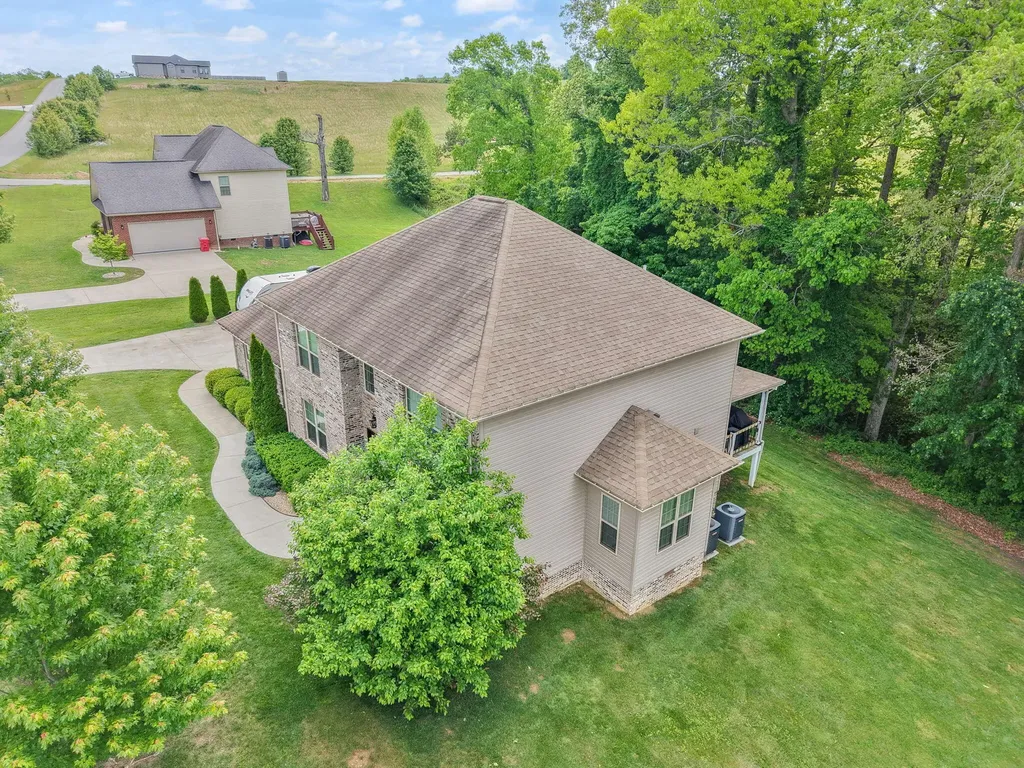 397 Arden Drive London KY 40741