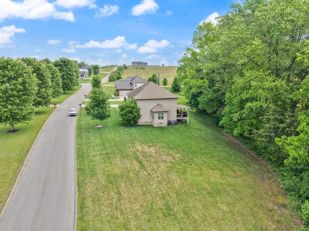 397 Arden Drive London KY 40741