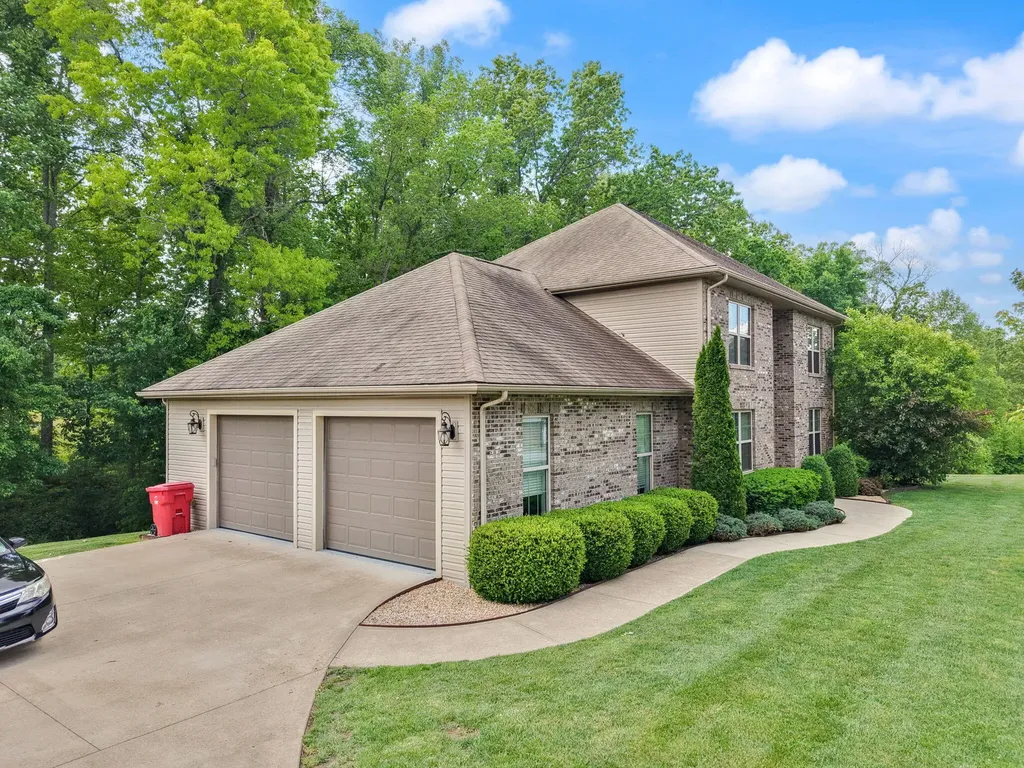 397 Arden Drive London KY 40741