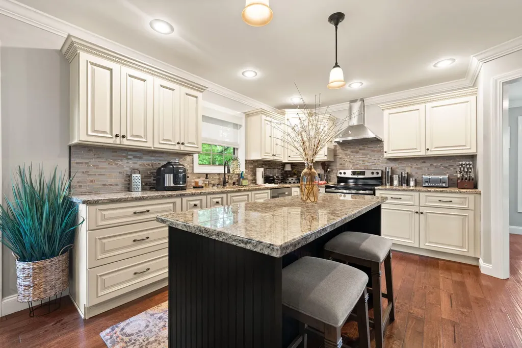 397 Arden Drive London KY 40741
