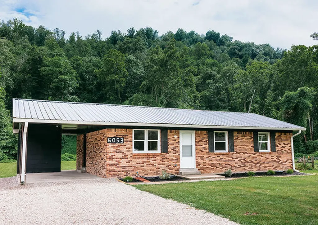 6053 W U.s. 460 Highway Means KY 40346