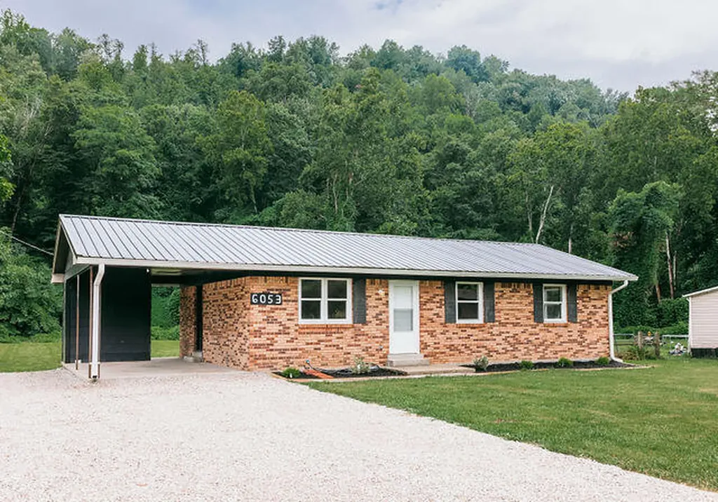 6053 W U.s. 460 Highway Means KY 40346