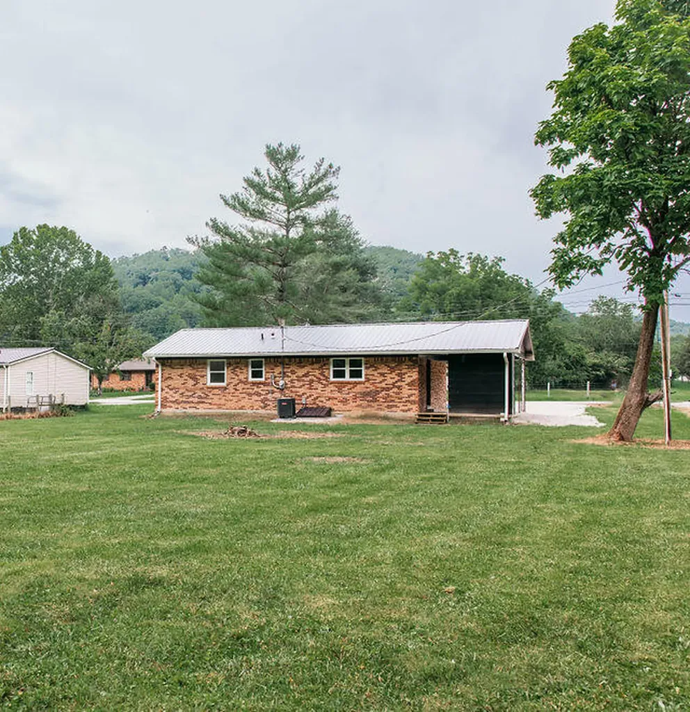 6053 W U.s. 460 Highway Means KY 40346