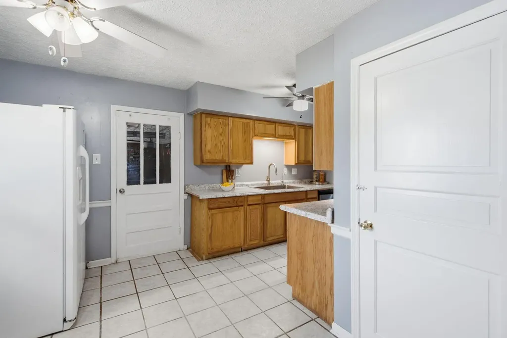 206 Hiawatha Trail Georgetown KY 40324