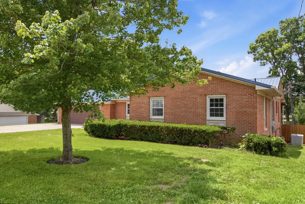 206 Hiawatha Trail Georgetown KY 40324
