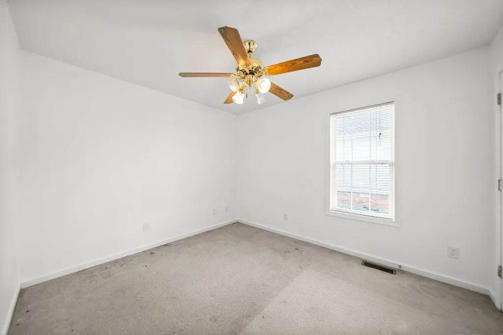 119 Carriage Way Hopkinsville KY 42240
