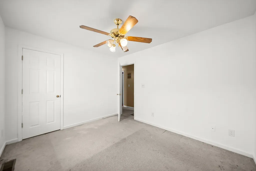 119 Carriage Way Hopkinsville KY 42240