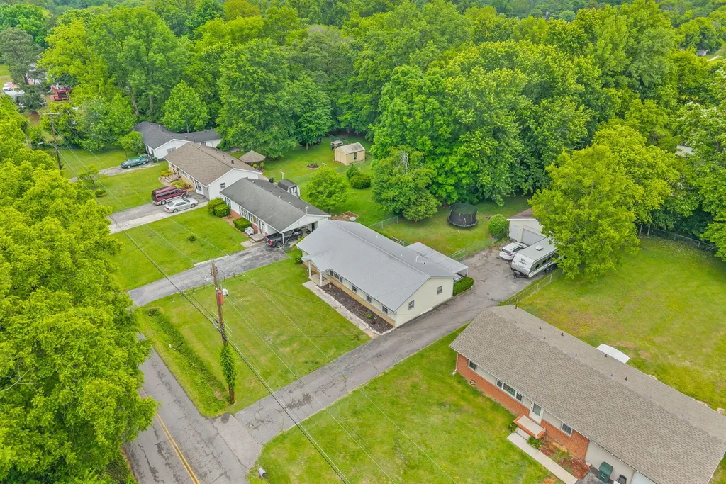 112 Pardue Lane Hopkinsville KY 42240