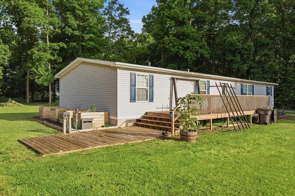 6280 Ingleside Road Kevil KY 42053