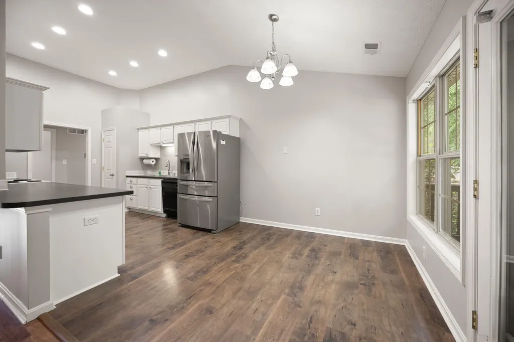 9017 Black Powder Lane Louisville KY 40228