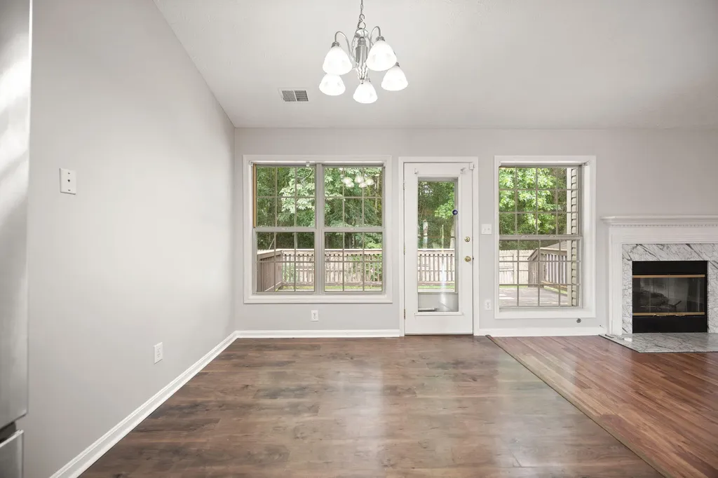 9017 Black Powder Lane Louisville KY 40228