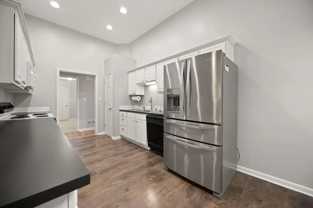 9017 Black Powder Lane Louisville KY 40228