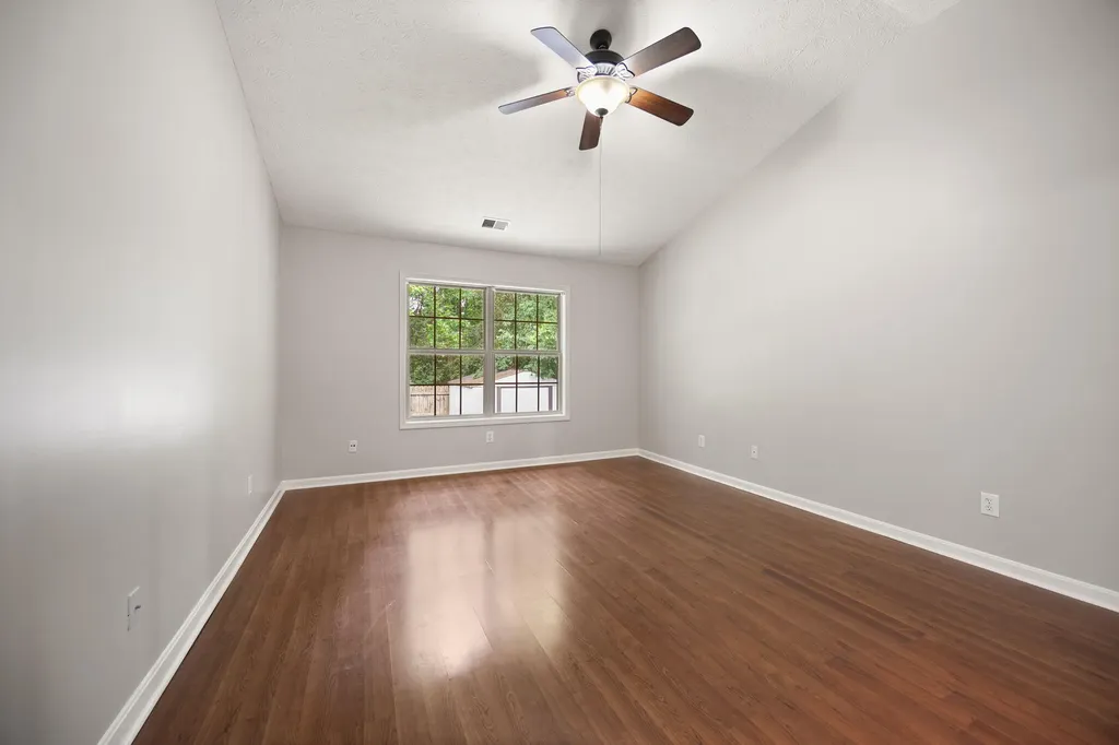 9017 Black Powder Lane Louisville KY 40228