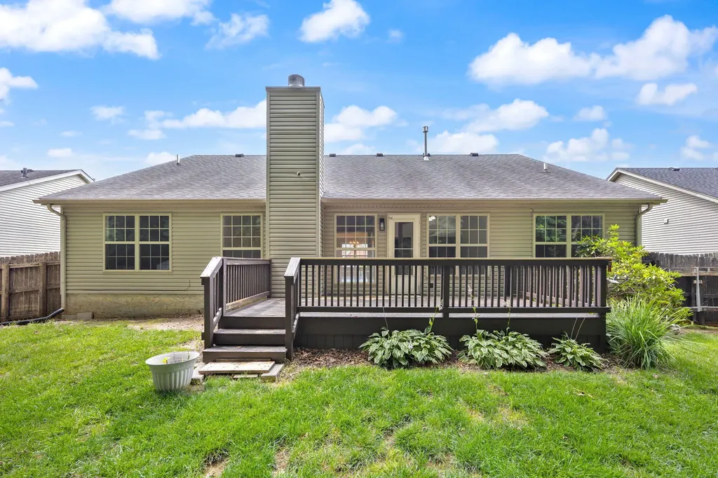 9017 Black Powder Lane Louisville KY 40228