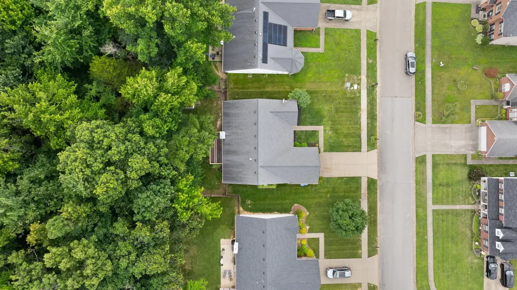 9017 Black Powder Lane Louisville KY 40228
